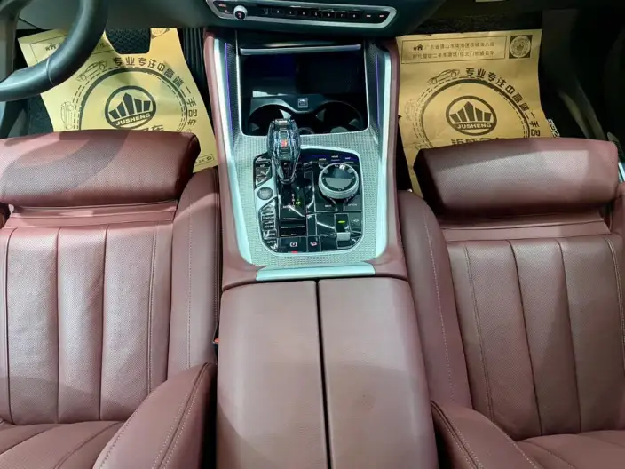 BMW X6 2022 Model xDrive40i Exclusive Model M Sports Set – фото 8