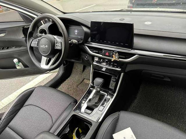 Kia K3 2021 Modi f ied 1.5L CVT Fashion Edition – фото 4