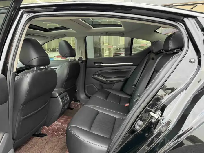 Nissan Teana 2022 Model 2.0L XL-TLS Yuexiang Edition – фото 9