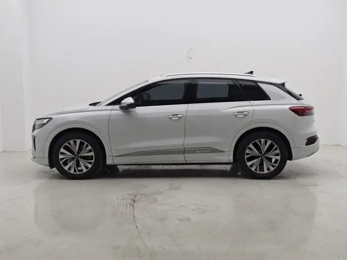 Audi Q4 e-tron 2023 Model 40 e-tron Chuangxing Edition – фото 4