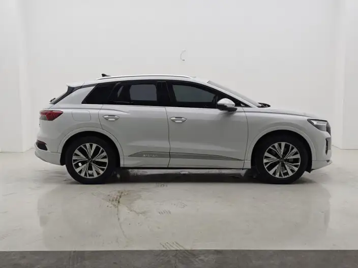 Audi Q4 e-tron 2023 Model 40 e-tron Chuangxing Edition – фото 8