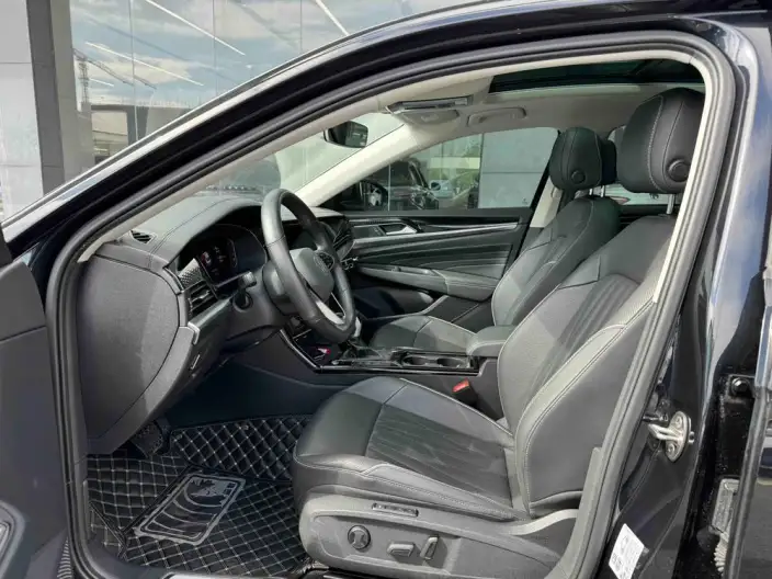 Volkswagen Passat 2022 Model 330TSI Deluxe Edition – фото 8