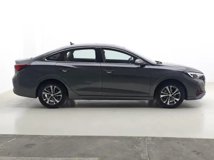 Changan Eado 2023 Model PLUS Changxiang Edition Blue whale NE 1.4T GDI DCT Noble Model – фото 8