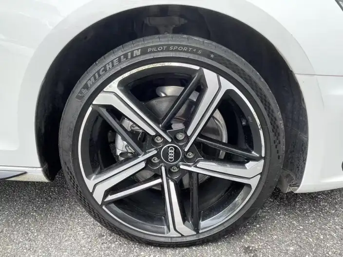 Audi A4 L 2024 Model 40 TFSI Luxury Dynamic Model – фото 6