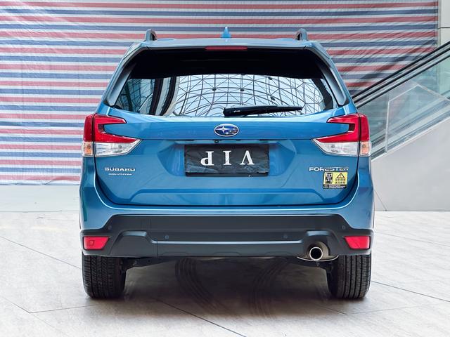 Subaru Forester 2022 2.0i AWD Luxury EyeSight – фото 5
