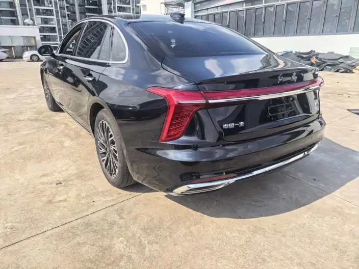 Hongqi H5 2023 Model 2.0T Automatic Flag Enjoy Edition – фото 4