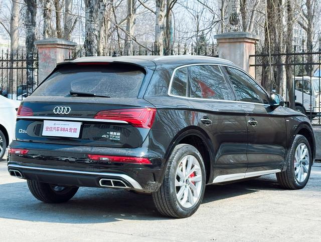 Audi Q5L 2022 Facelift 40 TFSI Luxury Sport – фото 3