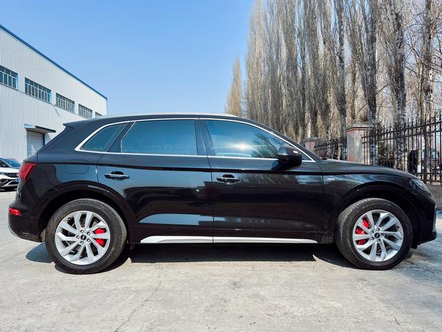 Audi Q5L 2022 Facelift 40 TFSI Luxury Sport – фото 4
