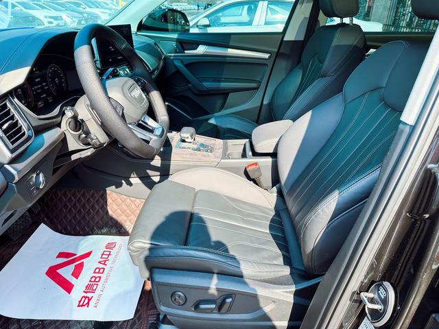 Audi Q5L 2022 Facelift 40 TFSI Luxury Sport – фото 12