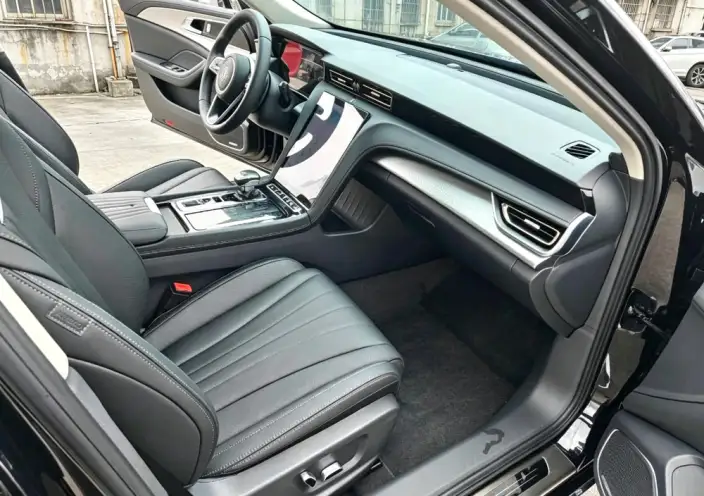 Hongqi H5 2023 Model 1.5T DCT Flag Rhythm Edition – фото 7