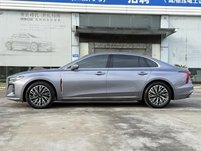 Hongqi H5 2024 Model 2.0T Automatic Flag Enjoy Edition – фото 4