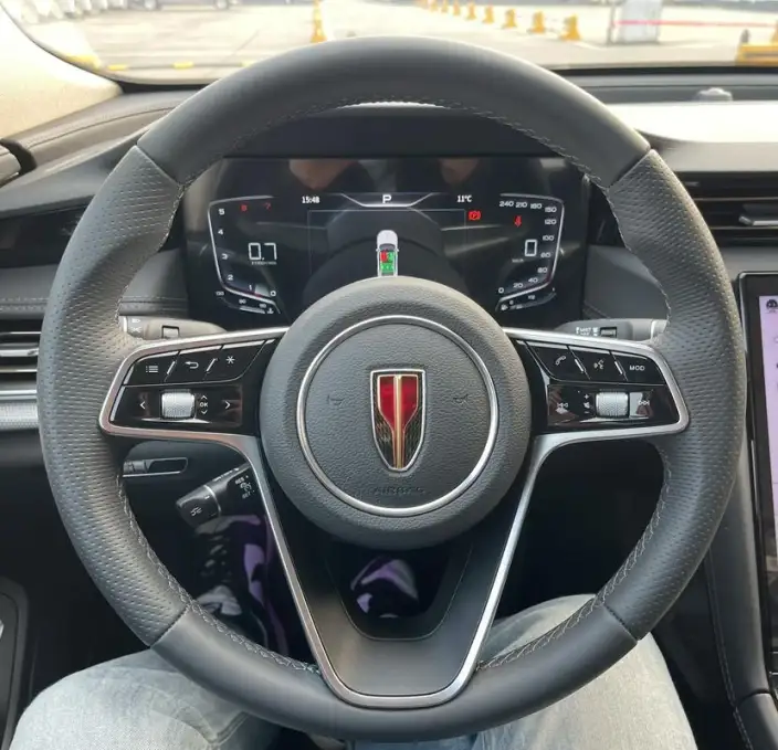 Hongqi H5 2023 Model 2.0T Automatic Smart Flag Enjoy Edition – фото 7