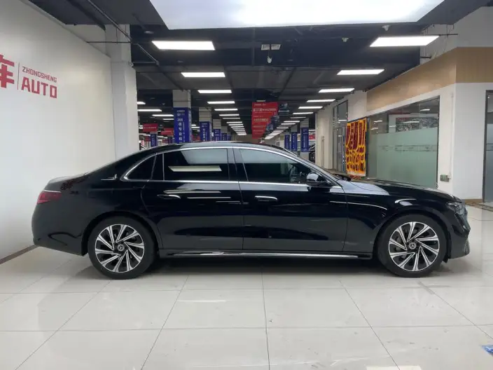 Mercedes-Benz E-Class 2025 Model E 300 L Luxury Model sedan – фото 7