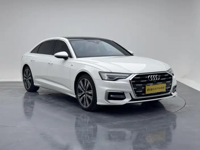 Audi A6L 2024 Model 45 TFSI quattro Exclusive Dynamic Model – фото 3