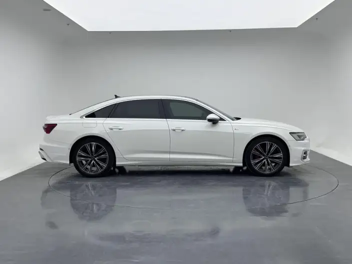 Audi A6L 2024 Model 45 TFSI quattro Exclusive Dynamic Model – фото 8