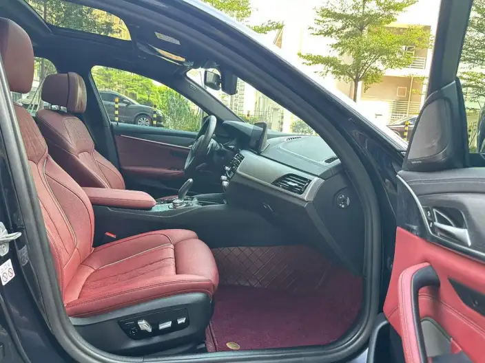 BMW 5 Series 2022 Model 530Li Exclusive Model M Sports Set – фото 6