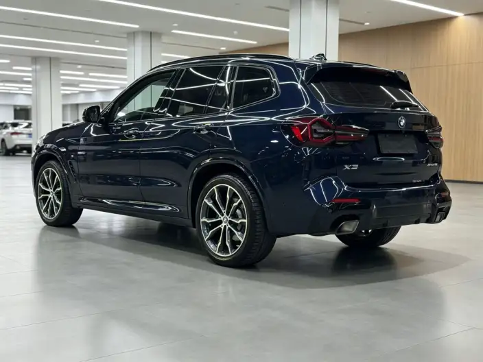 BMW X3 2023 Model xDrive30i Leading Model M Night Set – фото 4