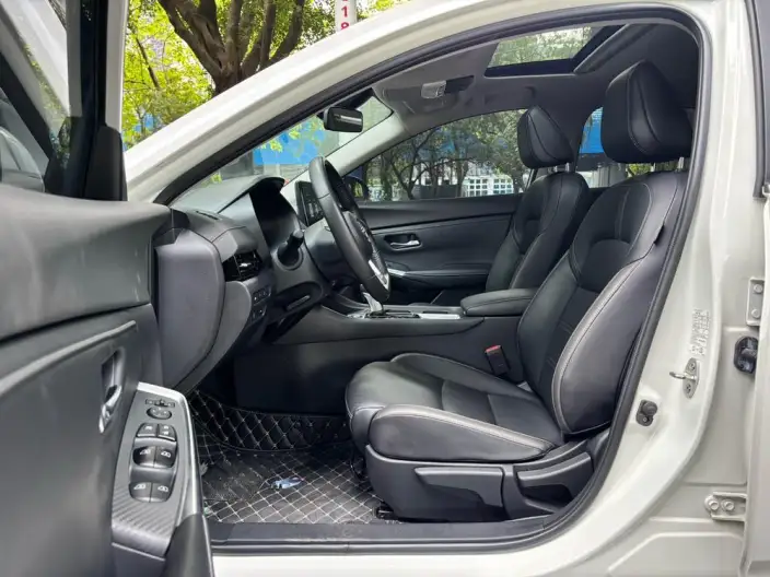 Nissan Sylphy 2023 Model 1.6L CVT Yuexiang Edition – фото 9