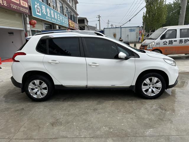 Peugeot 2008 2014 1.6L Automatic Fashion – фото 4