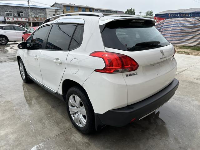 Peugeot 2008 2014 1.6L Automatic Fashion – фото 7