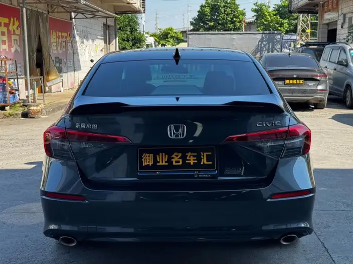 Honda Civic 2022 Model 240TURBO CVT Combustion Edition – фото 5
