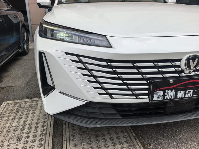 Changan Eado 2025 модификация 1.5T DCT 500Bar Flagship – фото 3