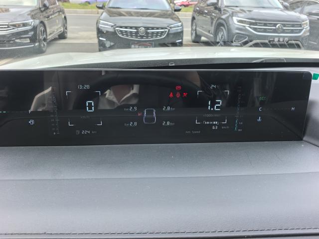Changan Eado 2025 модификация 1.5T DCT 500Bar Flagship – фото 7