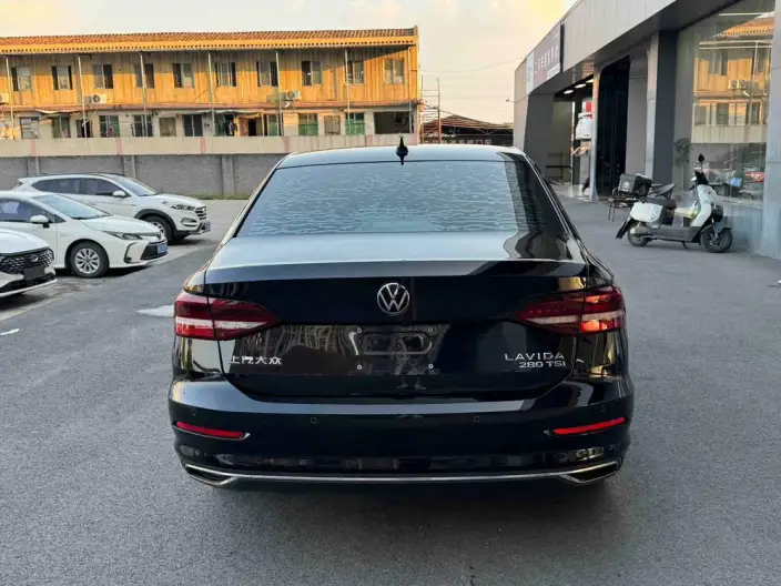 Volkswagen Lavida 2022 Model 280TSI DSG Comfort Edition – фото 5