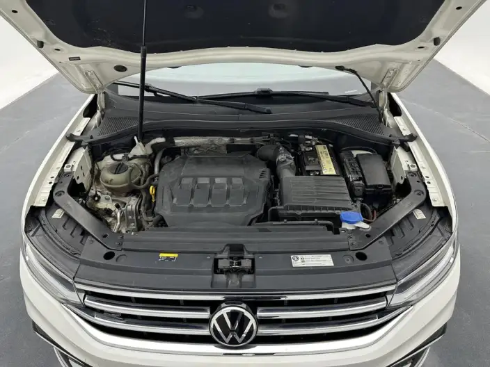 Volkswagen Tiguan L 2022 Model 330TSI Automatic 2WD R-Line Enjoy the version more – фото 10
