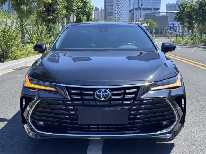 Toyota Avalon 2022 Model 2.0L Deluxe Edition – фото 2