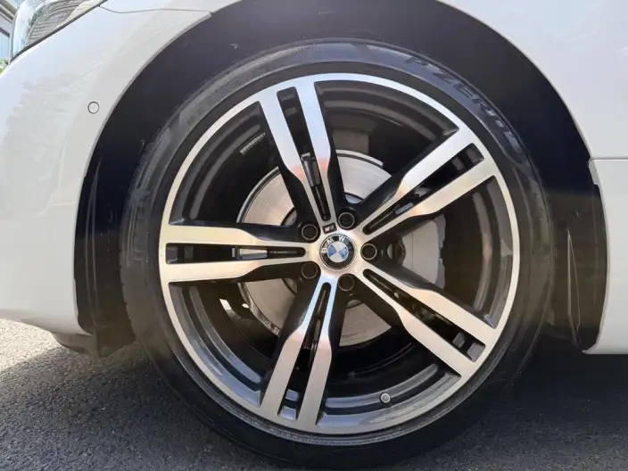 BMW 6 Series GT 2021 Model Facelift 630i M Sports Set – фото 9