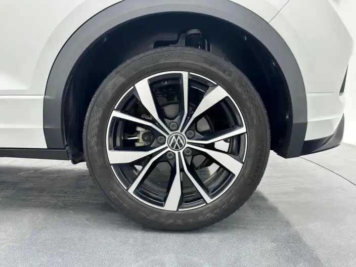 Volkswagen T-Roc 2023 Model 300TSI DSG Chenguang Edition – фото 9