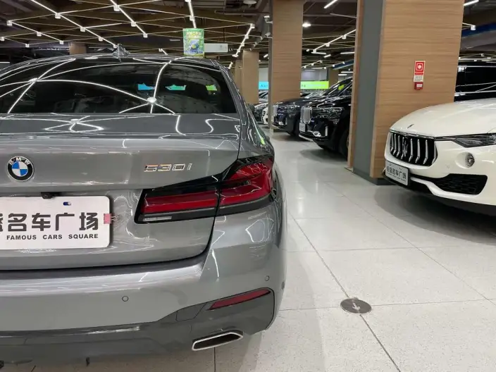 BMW 5 Series Imported 2022 Model Facelift II 530i M Sports Set – фото 9