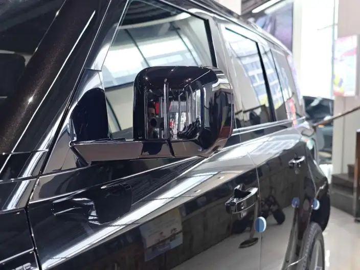 Land Rover Defender 2023 Model Facelift 110 5.0T V8 – фото 8