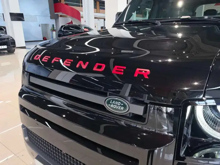 Land Rover Defender 2023 Model Facelift 110 5.0T V8 – фото 9