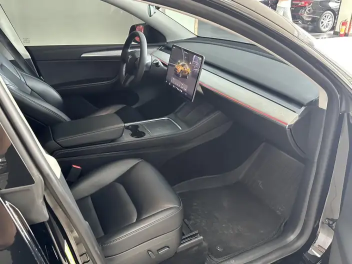 Model Y 2023 Model Rear-wheel drive version – фото 9