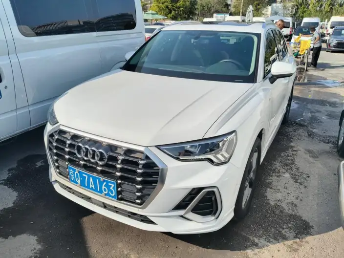AUDI Q3 2022 Model 35 TFSI Fashion Dynamic Model – фото 1