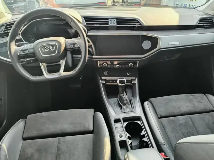 AUDI Q3 2022 Model 35 TFSI Fashion Dynamic Model – фото 10
