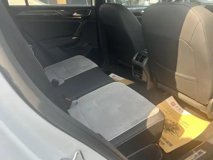 Volkswagen Tayron 2020 Model 380TSI Luxury Zhilian Edition Pro 4WD – фото 6