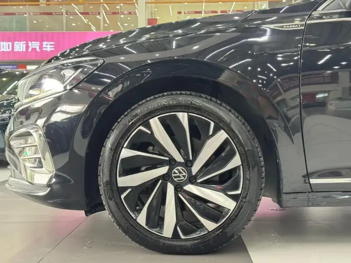 Volkswagen Passat 2023 Model Facelift 330TSI Elite Edition – фото 8