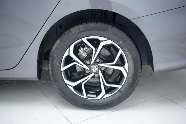 MG5 2021 Model 180DVVT CVT Youth Deluxe Edition – фото 5