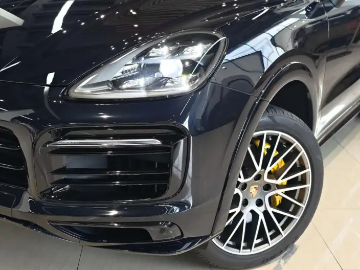 Cayenne 2023 Model Cayenne S 2.9T Platinum edition – фото 9