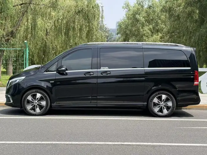 Mercedes-Benz V-Class 2022 Model V 260 Premium Edition