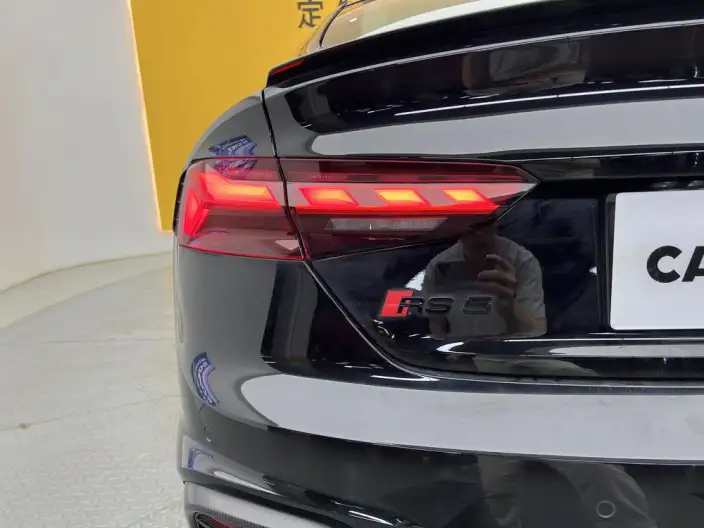 Audi RS 5 2023 Model 2.9T Sportback Standard Edition – фото 9