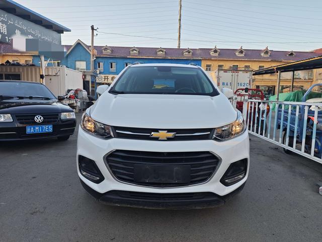 Chevrolet Trax 2017 1.4T Automatic FWD Comfort – фото 2