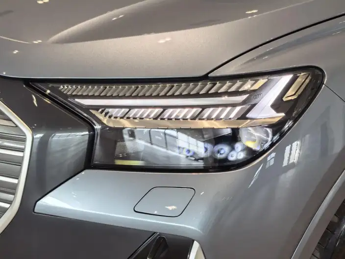 Audi Q4 e-tron 2023 Model 50 e-tron quattro Creative Edition – фото 7
