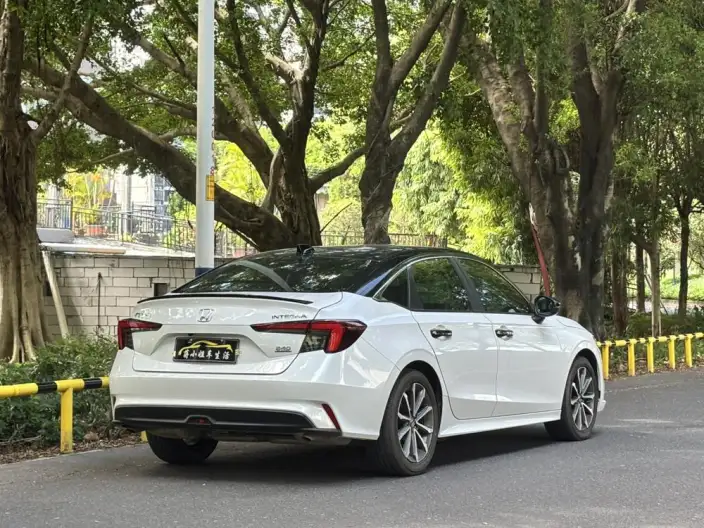 Model Ge 2023 Model 240TURBO CVT Smart Edition – фото 5
