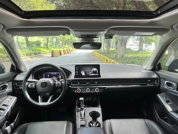 Model Ge 2023 Model 240TURBO CVT Smart Edition – фото 6
