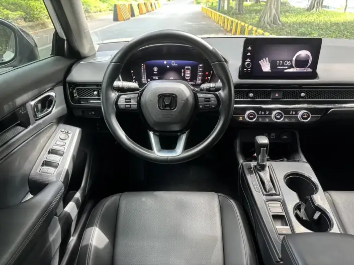 Model Ge 2023 Model 240TURBO CVT Smart Edition – фото 8