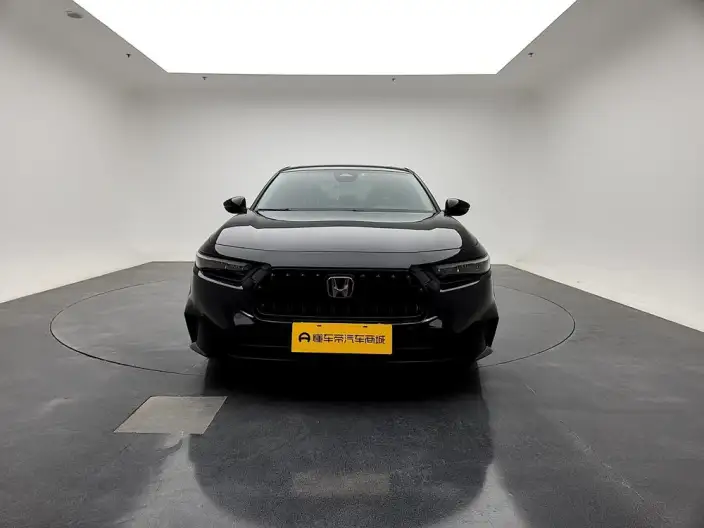 Honda INSPIRE 2023 Model 260TURBO Exquisite Edition – фото 2
